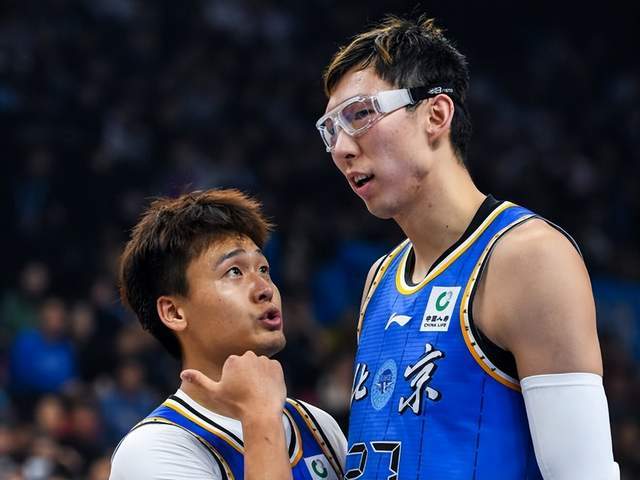 世界杯官方直播客户端下载官网-北京首钢晋级四强,广东队输在两点,周琦下一轮迎来终极考验